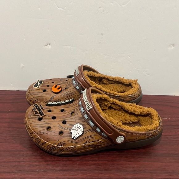 Crocs x Star Wars, Classic Lined Clog, 208858-206, Chewbacca - Picture 6 of 16